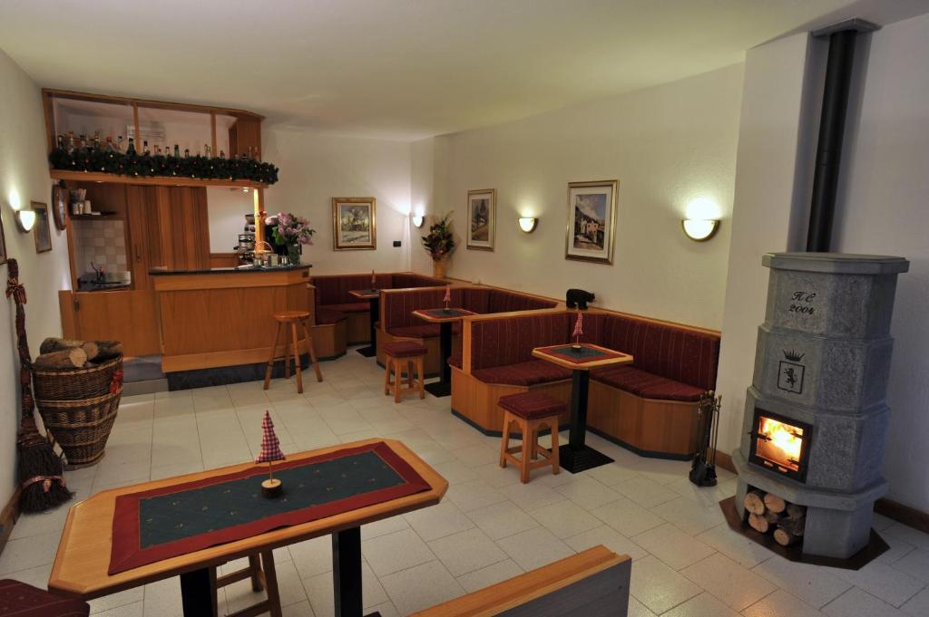 Hotel Rendez-Vous - Aymavilles Extérieur photo