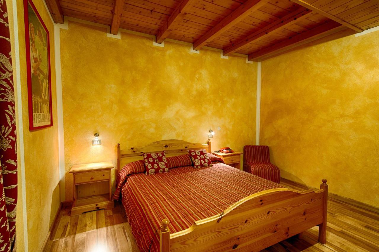 Hotel Rendez-Vous - Aymavilles Chambre photo
